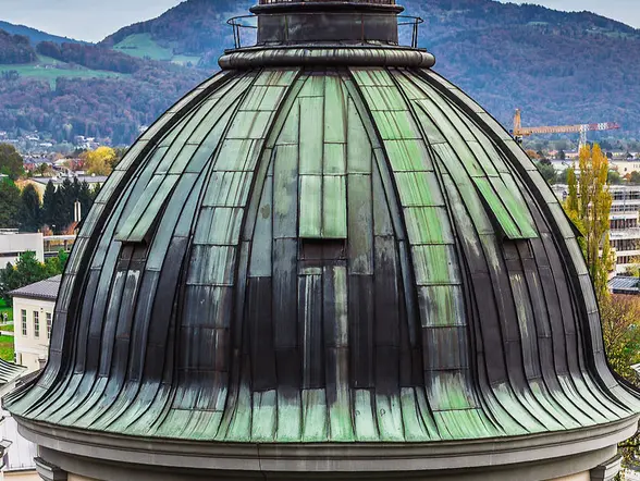 Cupulas de la Catedral de Salzburgo en Austria - Excursión a Salzburgo en Tren desde Múnich - Excursiones y Actividades en español en Múnich - Buendía