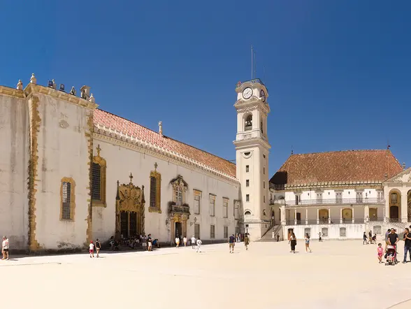 Universidad de Coímbra - Free Tour Coímbra Esencial - Actividades y Excursiones Buendía Portugal