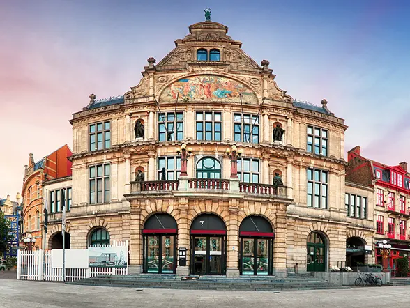 Plaza Sint Baafsplein en Gante - Free Tour Gante Esencial - Actividades y Excursiones en Gante - Buendía 