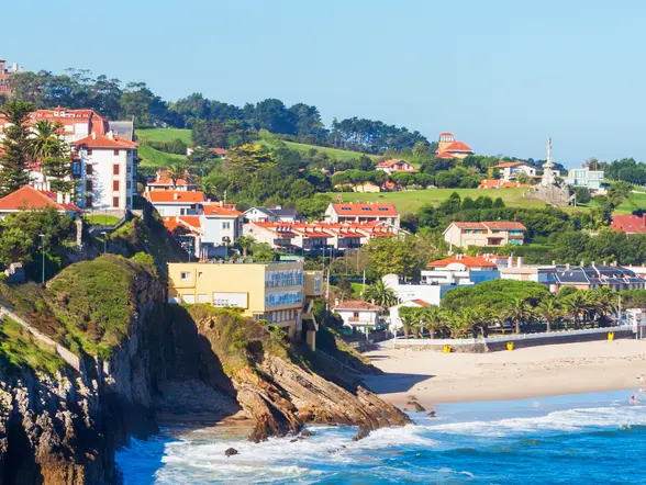 Excursión por los pueblos de la costa occidental cántabra desde Santander
