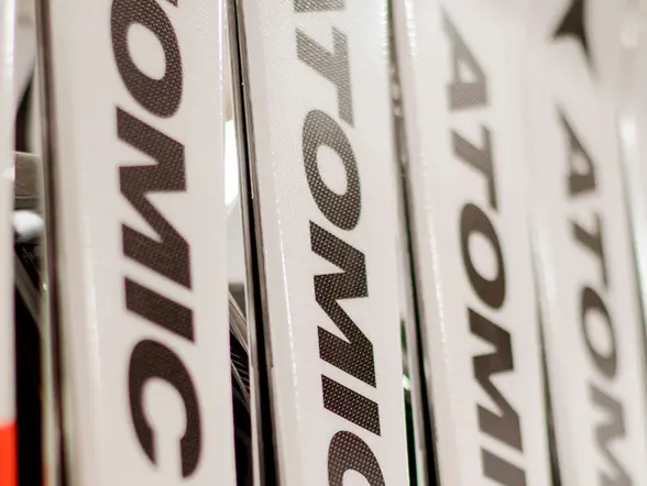 Alquiler Express de material de esquí en Vielha centro - Actividades,  Experiencia al aire libre, Ocio y Turismo activo Buendía Cataluña