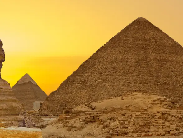 Esfinge y Pirámides de Guiza - Tour a las Pirámides de Guiza, Saqqara y Menfis - Excursiones y Actividades en español en El Cairo - Buendía