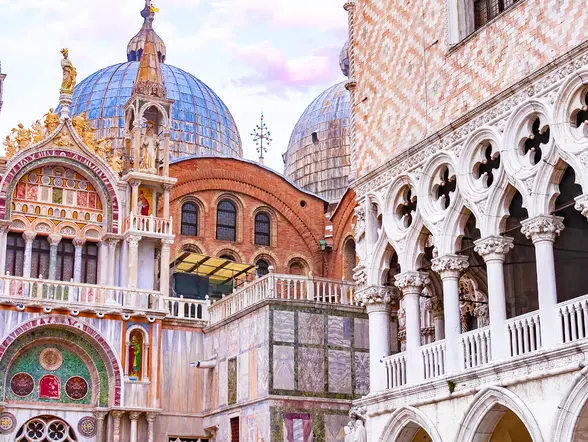 Tour por el Palacio Ducal con entradas - Excursiones y actividades en español en Venecia - Buendía