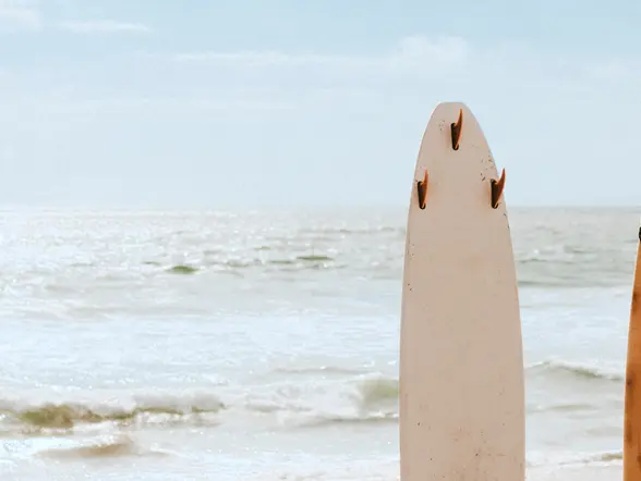 Alquiler de tabla de surf y neopreno en Carrapateira