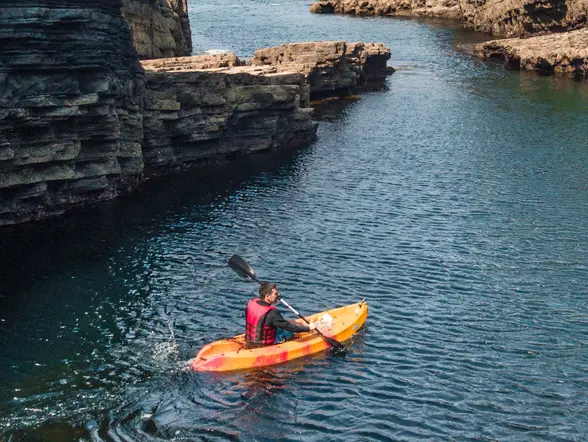 Excursión en kayak a Cala Granadella en Jávea