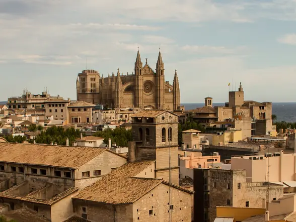 Tour Panorámico por Palma y Paseo en Barco