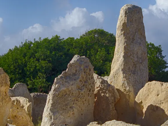 Desde La Valeta: Excursión a los Templos de Hagar Quim y la Gruta Azul
