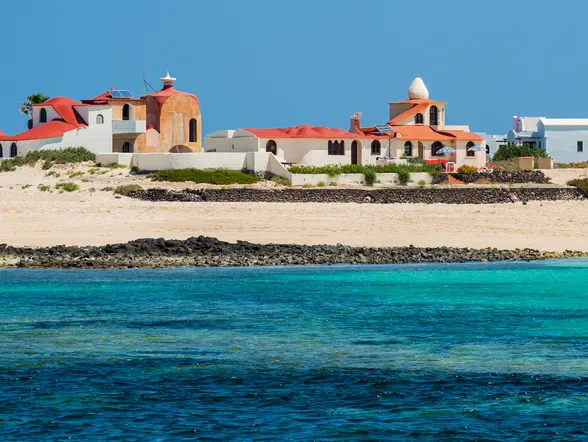 excursión Fuerteventura desde Lanzarote barco Corralejo Dunas isla Lobos Ferry Playa Blanca Canarias