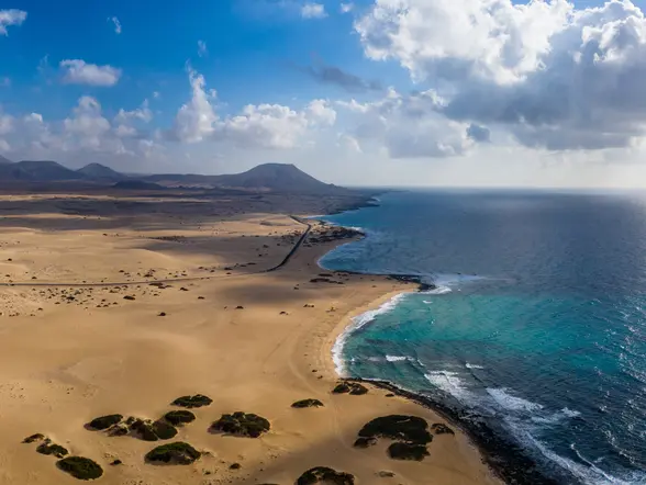 Desde playa Blanca: Excursión en barco a Fuerteventura desde Lanzarote