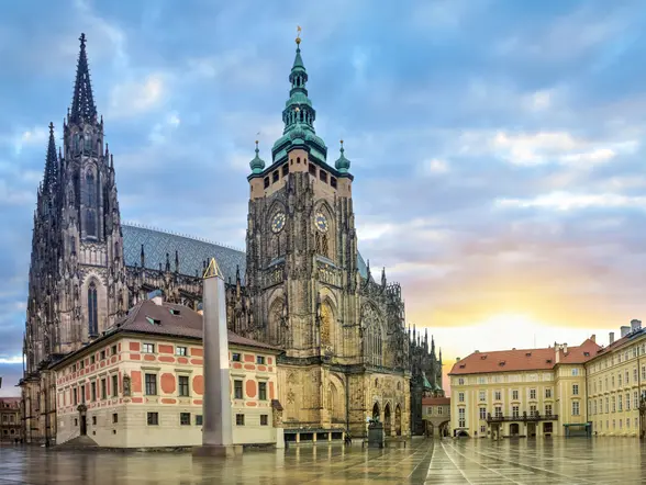 Visita guiada al Castillo de Praga con entradas - buendía