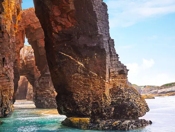 Excursión a la Playa de las Catedrales, Lugo y Ribadeo desde Coruña