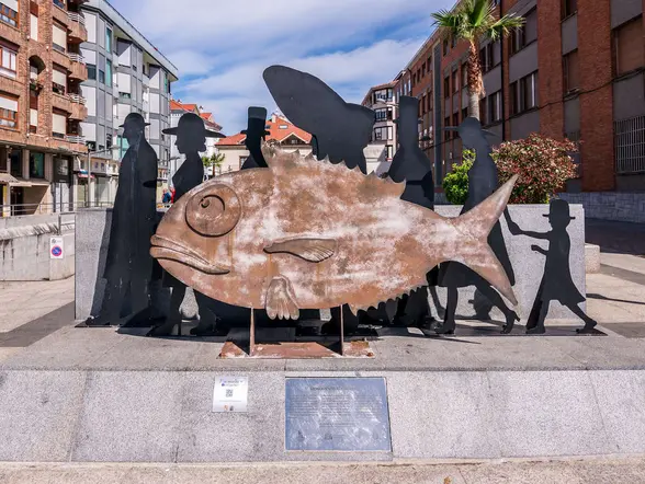 visita guiada Santoña Urbana Marinera Monumento Carnaval Cantabria