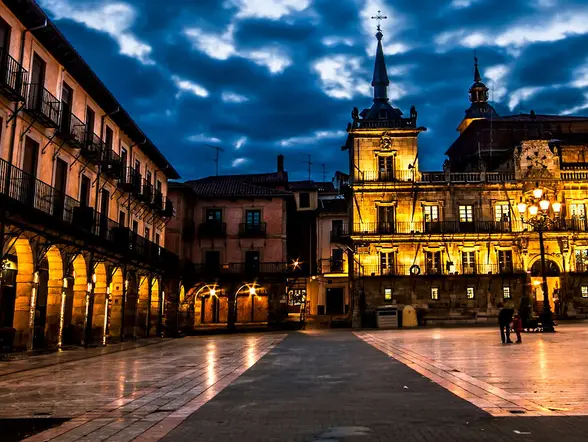 Free Tour Nocturno Salamanca y sus Leyendas