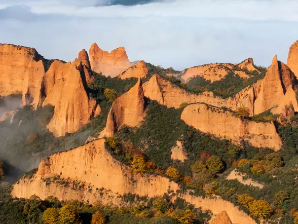 Visita Guiada a las Médulas y al lago de Carucedo