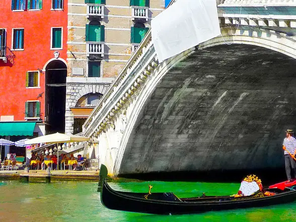 Tour por Rialto y paseo en barco - buendía