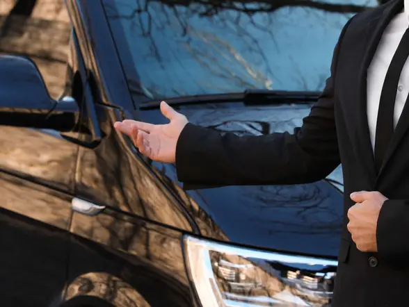 Traslado privado entre Avilés y el aeropuerto de Asturias - buendía