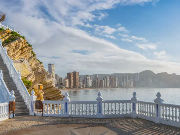 Tour privado a pie por Benidorm - buendía