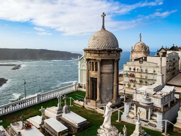 Free tour Luarca Imprescindible - buendía