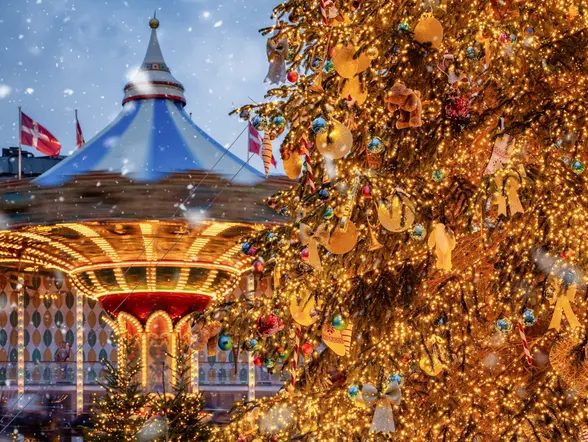 Tour navideño por Copenhague con entrada al Tivoli - buendía