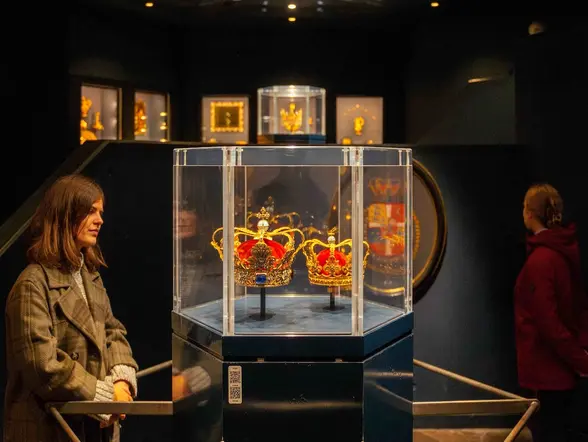 Visita guiada a los palacios de Copenhague: Rosenborg y Christiansborg - buendía