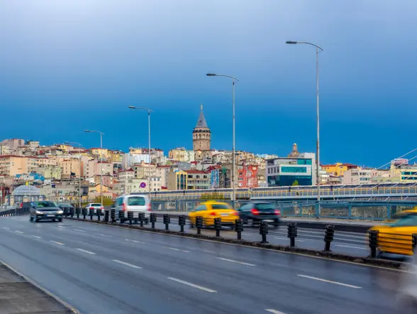 Traslado privado desde Estambul al aeropuerto - buendía