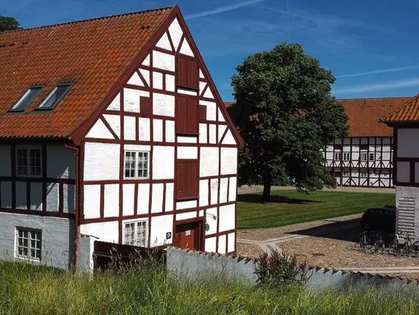 El antiguo castillo con entramado de madera de Aalborg enamora tanto a locales como a a turistas.