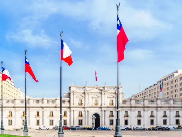 El Palacio de la Moneda es una de las paradas de este tour a pie.