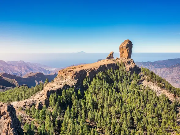 Roque Nublo, uno de los picos visitados en esta excursión desde Las Palmas.