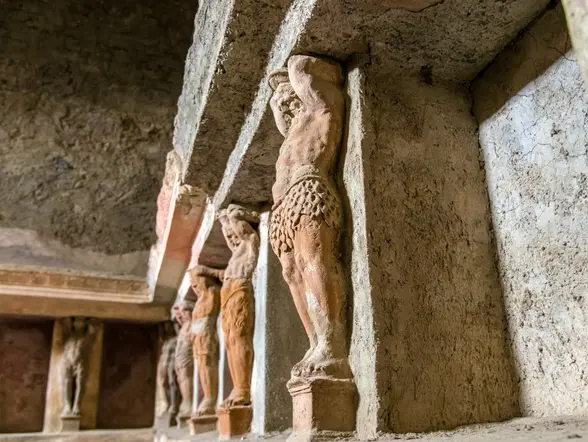 Interior de las termas de Stabia, en Ppompeya, las más antiguas de la ciudad, construidas entre el siglo IV y el III a.C.