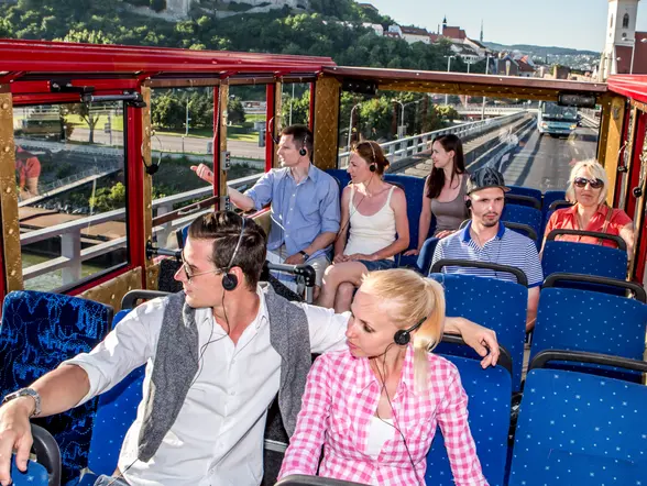 Los pasajeros disfrutarán de unas vistas envidiables de la ciudad.