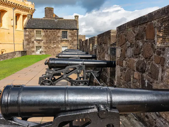 Cañones en el castillo fortaleza de Stirling