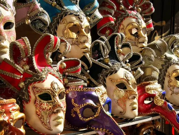 Taller de máscaras venecianas - buendía