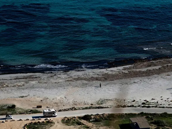Excursión a Tabarca en Ferry, Santa Pola y Laguna Rosa de Torrevieja desde Alicante