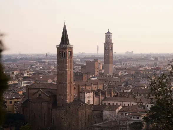 Excursión a Largo de Garda, Sirmione y Verona desde Venecia - buendía