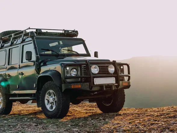 Vehículo 4x4 para rutas de montaña en los Picos de Europa