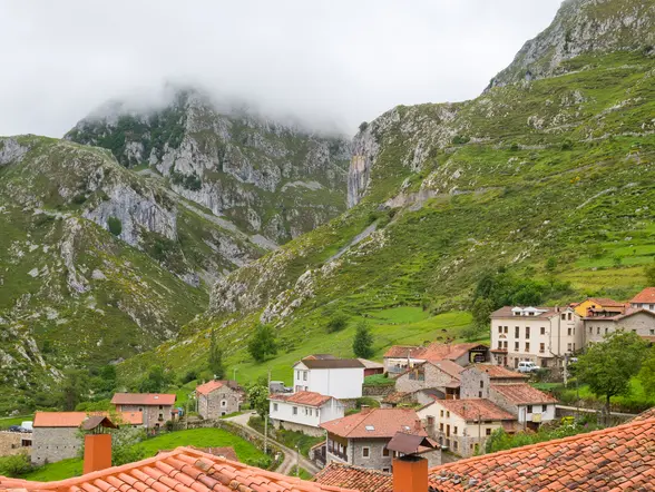 Excursión a Picos de Europa y Potes desde Santander