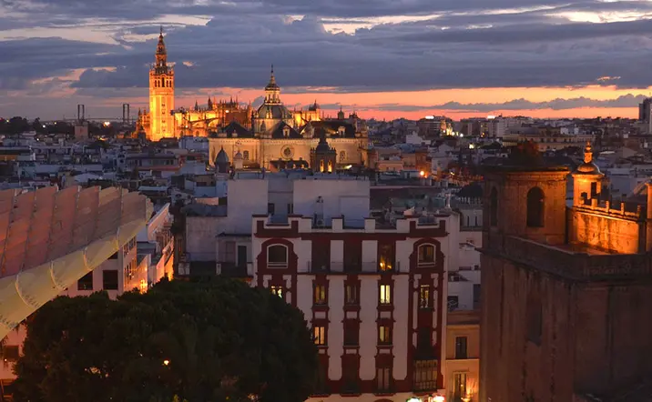 Tour a pie por Sevilla Paranormal