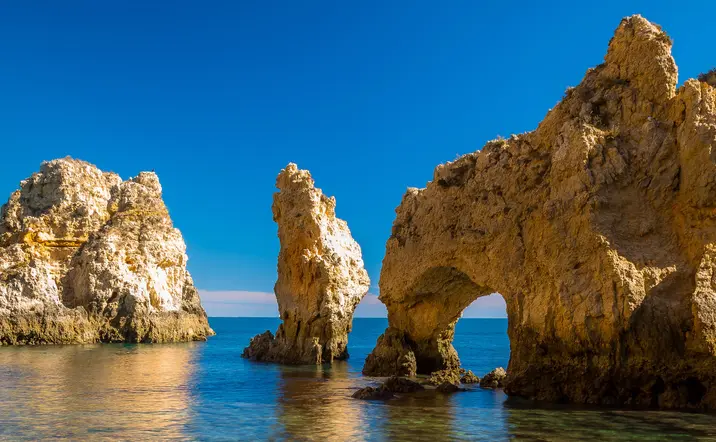 Paseo en Barco por las cuevas de Ponta da Piedade