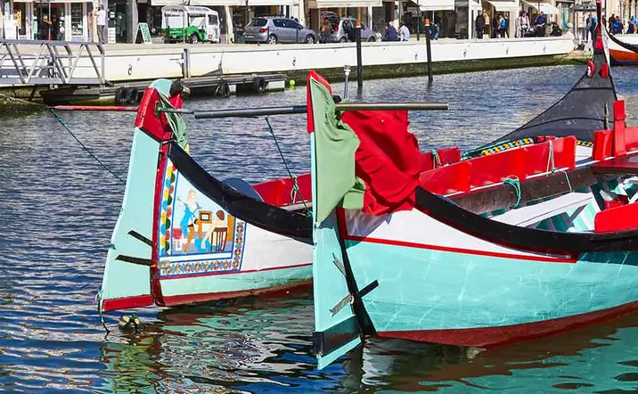 Paseo en Moliceiro por Aveiro
