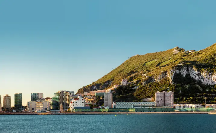 Gibraltar y su Peñón - Excursión a Gibraltar con vistas al Peñón desde Málaga - Excursiones y Actividades en Málaga - Buendía 