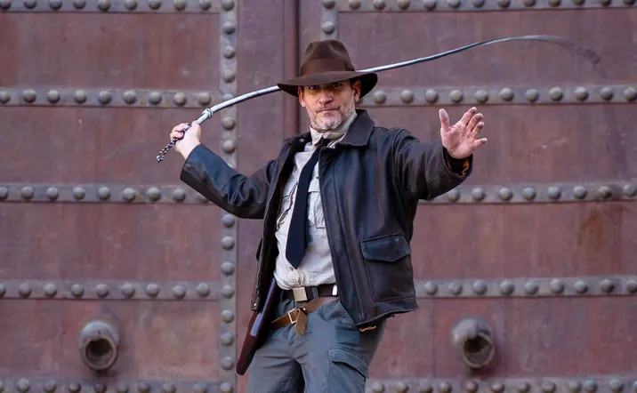 Actor en Valencia Indiana Jones - La Última Cruzada de Indiana Tour - Excursiones y Actividades en Valencia - buendía