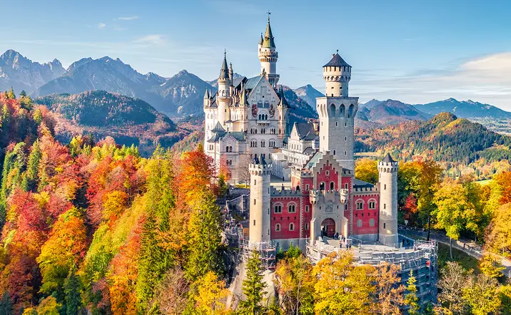 Vistas aéreas del Castillo Neuschwanstein - Excursión al Castillo Neuschwanstein y Linderhof - Actividades y Excursiones en Múnich - Buendía