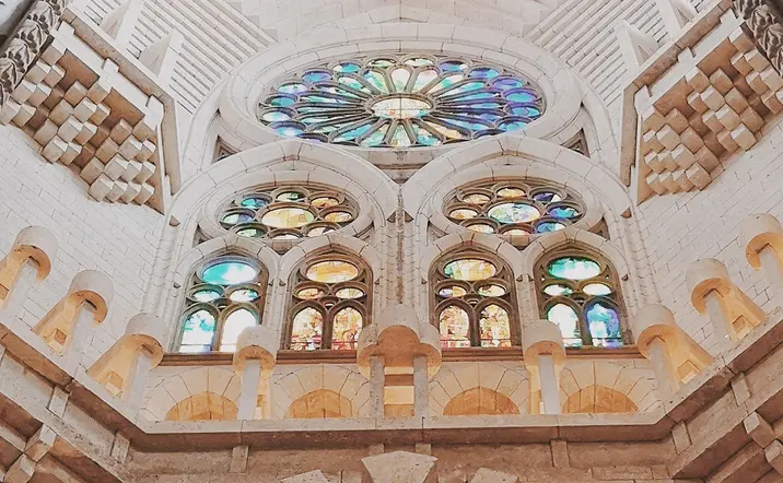 Tour por la Sagrada Familia con entradas y acceso prioritario - buendía