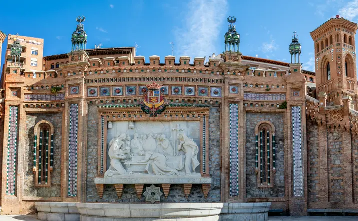 Escalinata del Óvalo en Teruel - Visita Guiada Teruel Monumental - Free tours y Actividades Buendía Aragón