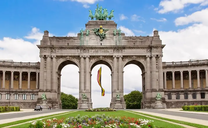 Fifty-year-old park in Brussels with the Arc de Triomphe