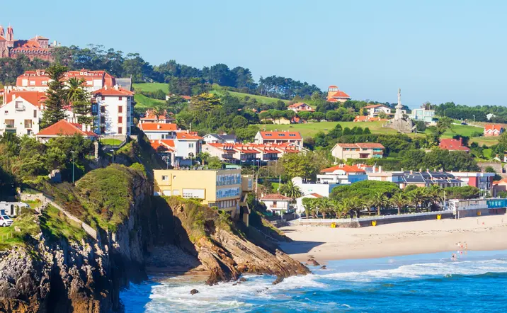 Excursión por los pueblos de la costa occidental cántabra desde Santander