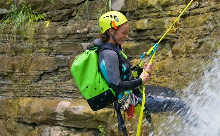 Barranco Llano frio en el parque rural de Anaga - Barranquismo iniciación - Actividades y Experiencias en Tenerife, Buendía Islas Canarias