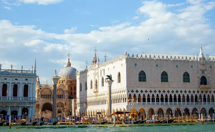 Visita guiada Venecia al completo y paseo en góndola - buendía