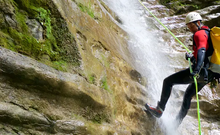 Barranquismo nivel II en Arriondas - Experiencias, Actividades, Turismo activo, Ocio al aire libre - Asturias - Buendía 