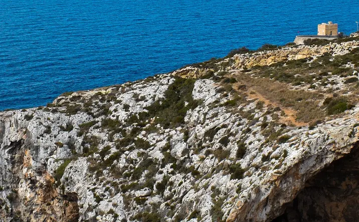 Excursión a Marsaxlokk y la Gruta Azul